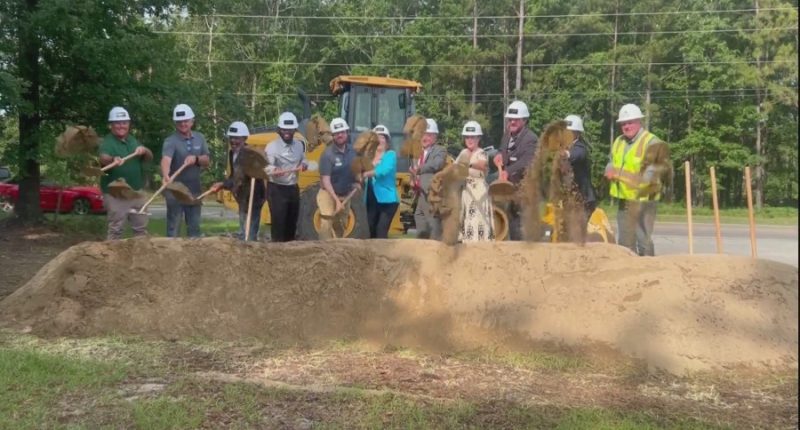 'Here we grow again': Quacco Road expansion is underway