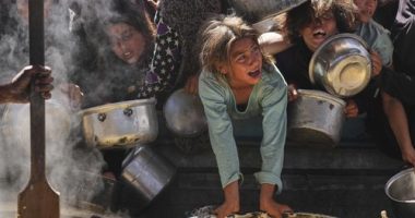'Horrified' UK suspends free trade talks with Israel over Gaza