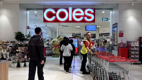 Generic Coles Supermarket shoppers, cash, shopping, retail, spending, inflation, Easter rush. Thursday 28th March 2024 AFR photo Louie Douvis