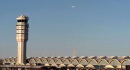 2 planes were ordered to ‘go around’ because of  Army copter near Reagan Airport