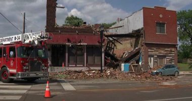 4 known dead, at least 10 injured in suspected St. Louis tornadoes