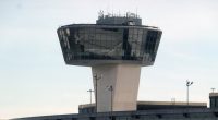 Air traffic control at Newark Airport briefly lost communication with aircraft, kicking off travel chaos