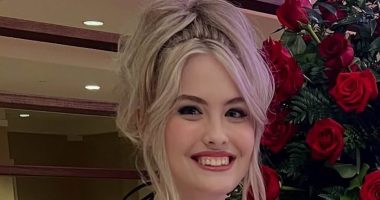 Anna Nicole Smith's lookalike daughter, 18,  wears her iconic dress