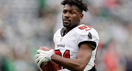 Antonio Brown detained after gunshots outside Adin Ross' boxing event