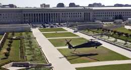 Army pauses helicopter training flights around Pentagon after 2 disruptions to commercial flights last week
