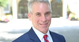 Attorney Brian Steel Wife, Age, Net Worth, Kids, Salary, Cost |