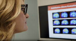A first-of-its-kind treatment to slow the symptoms of early Alzheimer's disease has been approved for use in Australia.