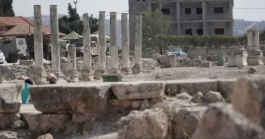 Battle for biblical archaeology intensifies as Israeli researchers face academic boycott