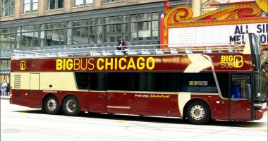 Big Bus Tours kicks off 10th Anniversary with 'Sunset Live Tours' in Chicago