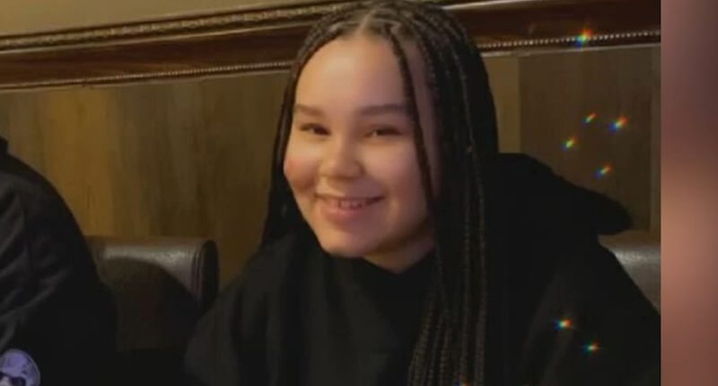 Bronx, New York City shooting: 16-year-old Evette Jeffrey shot, killed outside high school; 14-year-old person of interest