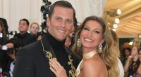 Buff Tom Brady goes totally naked at mansion opposite ex Gisele Bundchen... as insiders cheekily reveal: 'He knows what he's doing'
