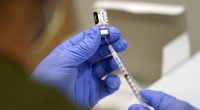 COVID-19 vaccine: What to know about the new Trump vaccine policy limits