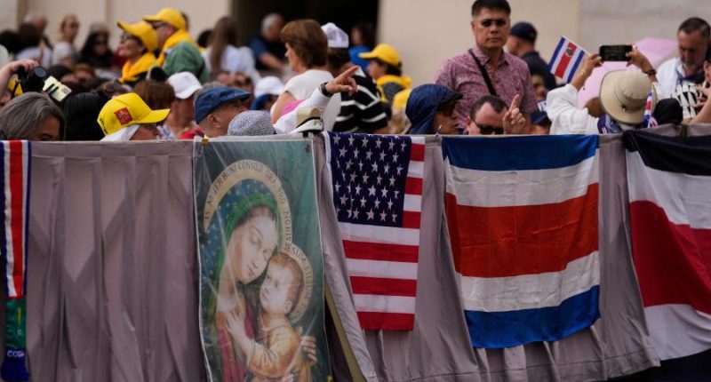Can Pope Leo remain a U.S. citizen now that he's a foreign head of state?