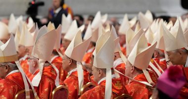 Cardinals set to begin conclave to elect new pope: Live updates