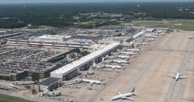 Chaos at America's busiest airport as ALL flights are grounded