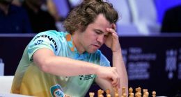 Chess grandmaster Magnus Carlsen faces showdown against 'the world.' Will it end in a draw?