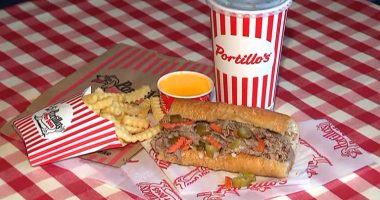 Chicago restaurant chain names sandwich after Pope Leo