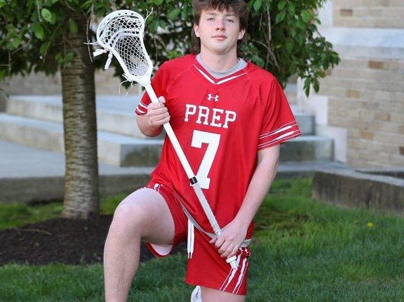 Connecticut teen to stand trial for prep school athlete's murder that has 'shaken' parents, schools: attorney
