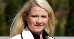 Convicted Elizabeth Smart kidnapper flashes huge smile in new mugshot for Utah's sex offender registry