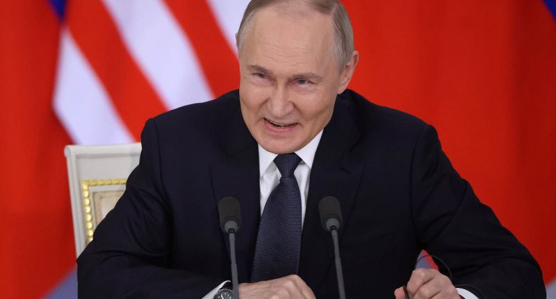 'Dead man walking' Putin rarely steps foot outside Kremlin - experts