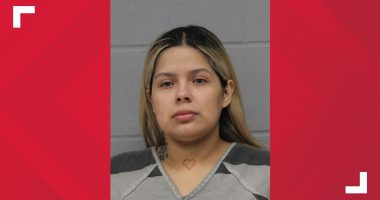 Del Valle mother charged after abusing, locking daughter in closet