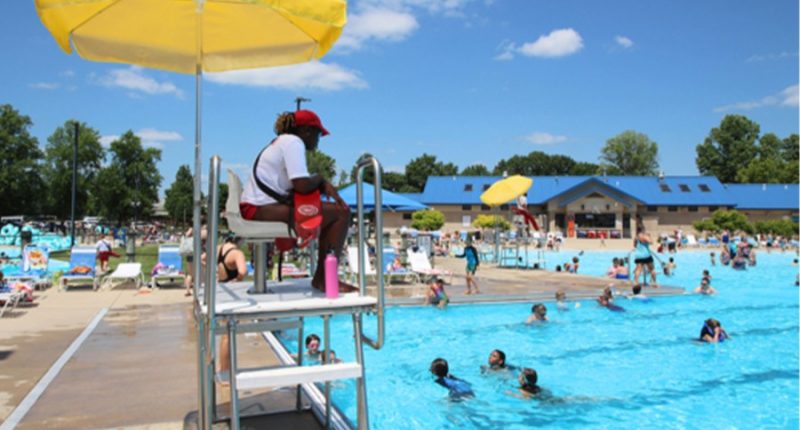 Diving in: When do Central Illinois pools open?