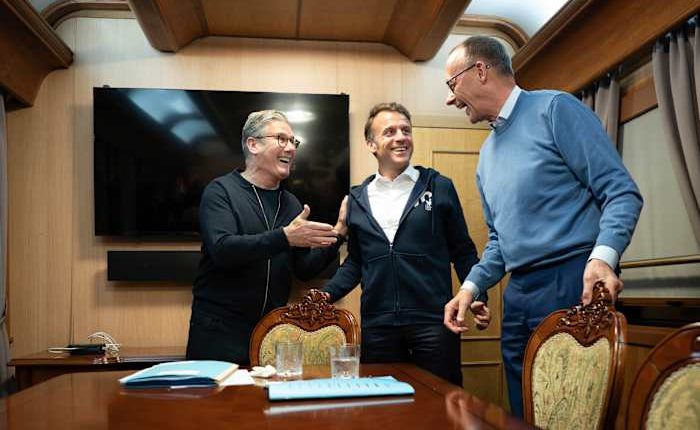 European leaders arrive in Kyiv amid push for 30-day ceasefire