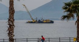 Experts start complex recovery of a superyacht that sank off Sicily, killing 7