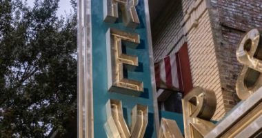 Foodie website lists Savannah in its Top 25 Bucket List Cities to dine in