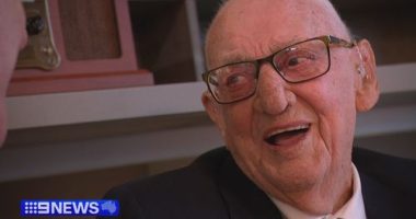 Forgotten Australian soldier receives medal 80 years after WWII