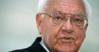 Former Illinois Gov. George Ryan, who went to prison for corruption, dies at 91