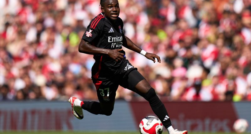 Fulham transfer fell through after player broke down in tears and fled deadline day medical