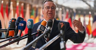 German defense minister says military draft could return if volunteer numbers fall short