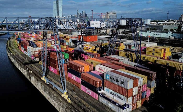 Germany's economy grew by 0.4% in the 1st quarter. That's double the initial estimate