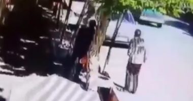 Horrifying moment Iranian father 'brutally stabs daughter to death'