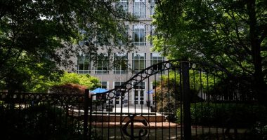 Hospital tells family brain-dead Georgia woman must carry fetus to birth because of abortion ban