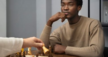 How to Make Better Decisions: Expert Tips to Build Confidence and Take Action
