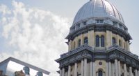 Illinois House passes bill to offer medical assist in dying to the terminally ill