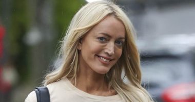 Jackie O splashes cash in Darlinghurst while wearing $2.6K boots