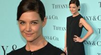 Katie Holmes (FINALLY) nails her perfect look in short '60s minidress