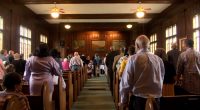 Kingsport church hosts final worship service at Maple Street building
