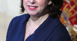Headshot of Lucy Powell, MP.