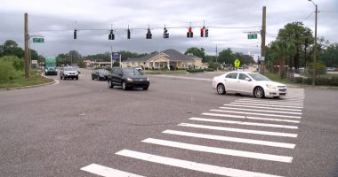 Lake Wales approves contract for red light and school zone speed cameras