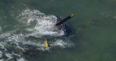 Major emergency after helicopter crashes into beach