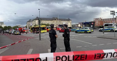 Major police operation underway after stabbing spree at German train station, woman arrested