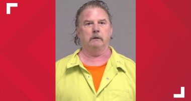 Man arrested after hourslong standoff with police in Yulee