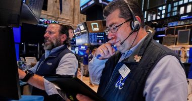 Market futures jump after court blocks Trump tariffs