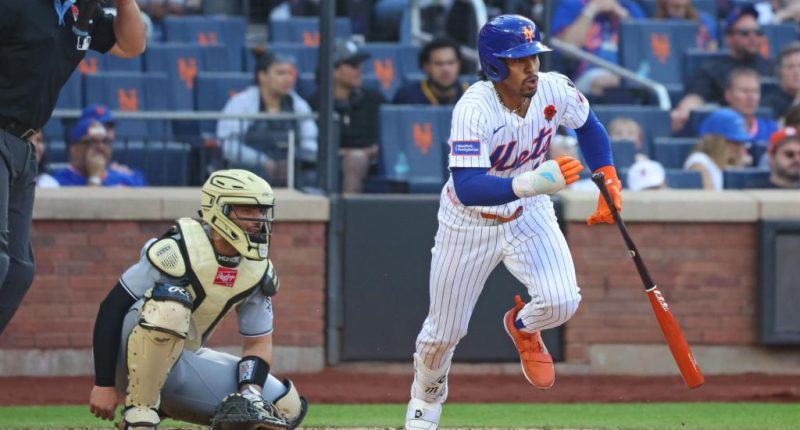 Mets persevere to eke out win against woebegone White Sox