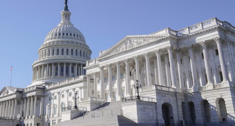 Moody’s downgrades U.S. credit rating