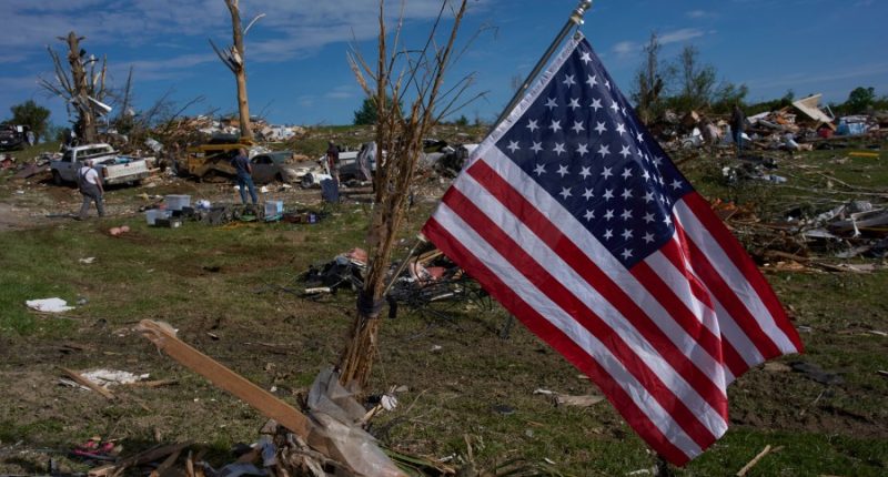 More storms take aim at the central US after tornado deaths